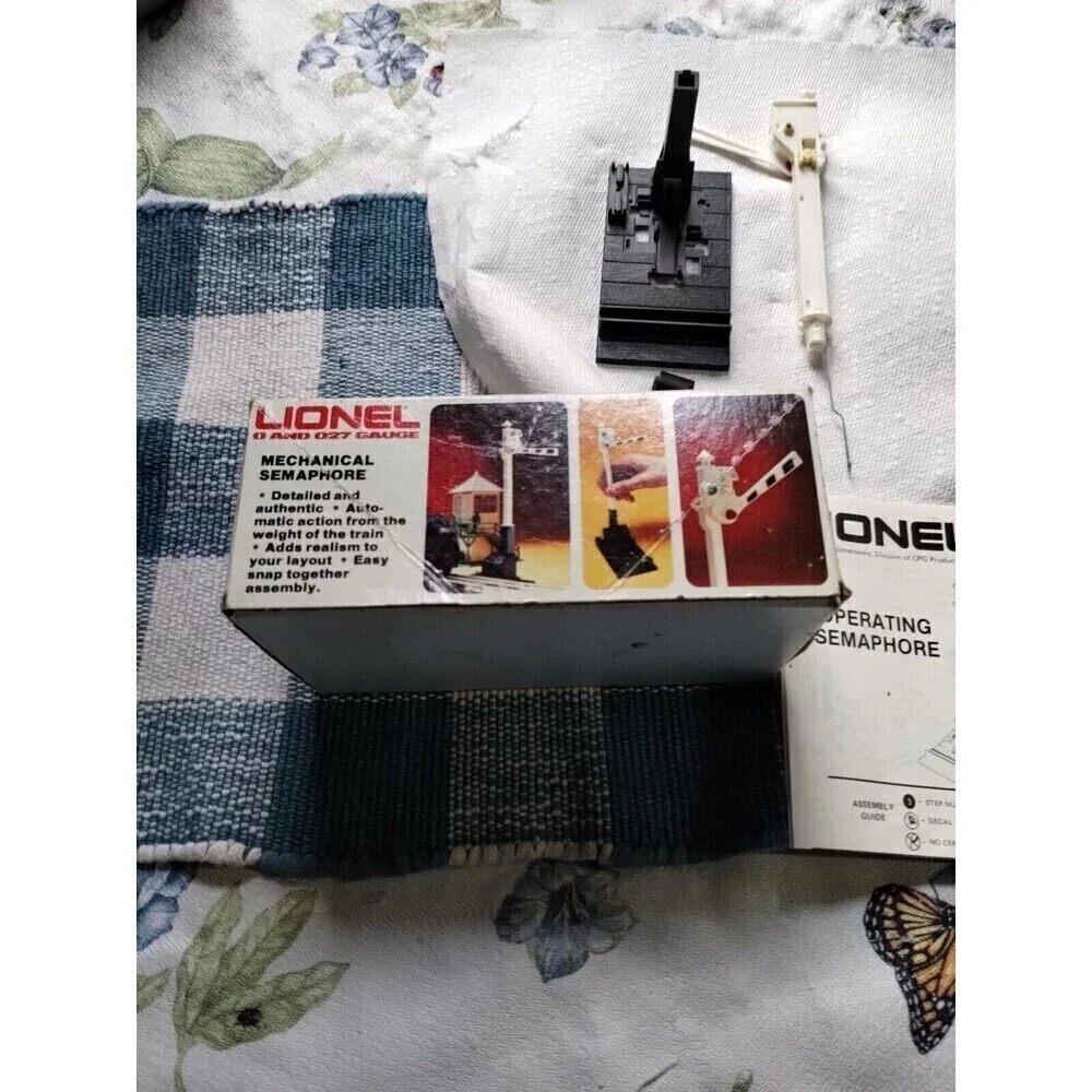 Vintage 1982 Lionel‎ Mechanical Semaphore Good Used condition With Box